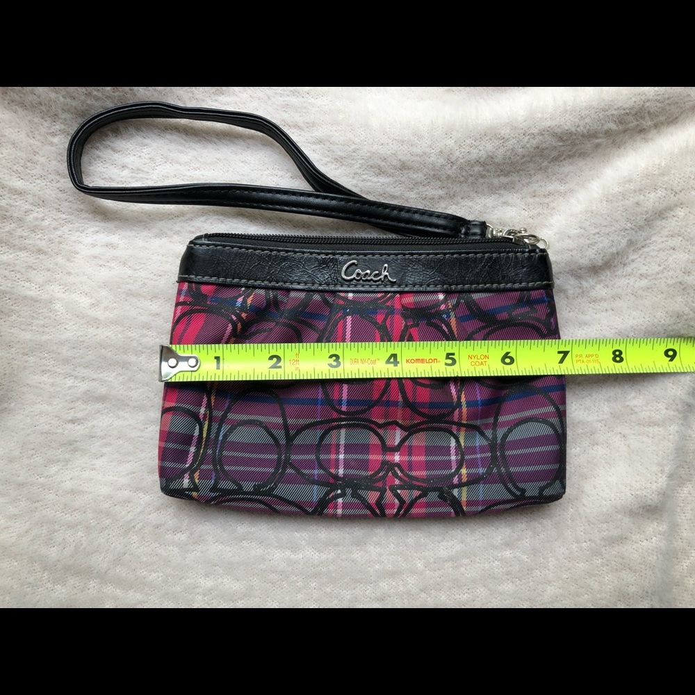 💕Coach Small Wristlet Bag💕 - Picture 11 of 11